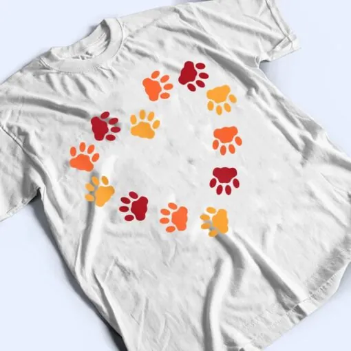 Big heart cat paws T Shirt