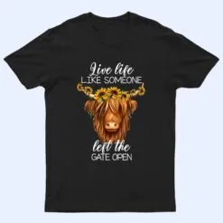 Country Heifer Highland Cow With Sunflowers Farm Farmer Girl T Shirt
