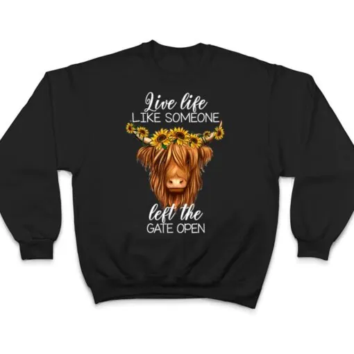 Country Heifer Highland Cow With Sunflowers Farm Farmer Girl T Shirt