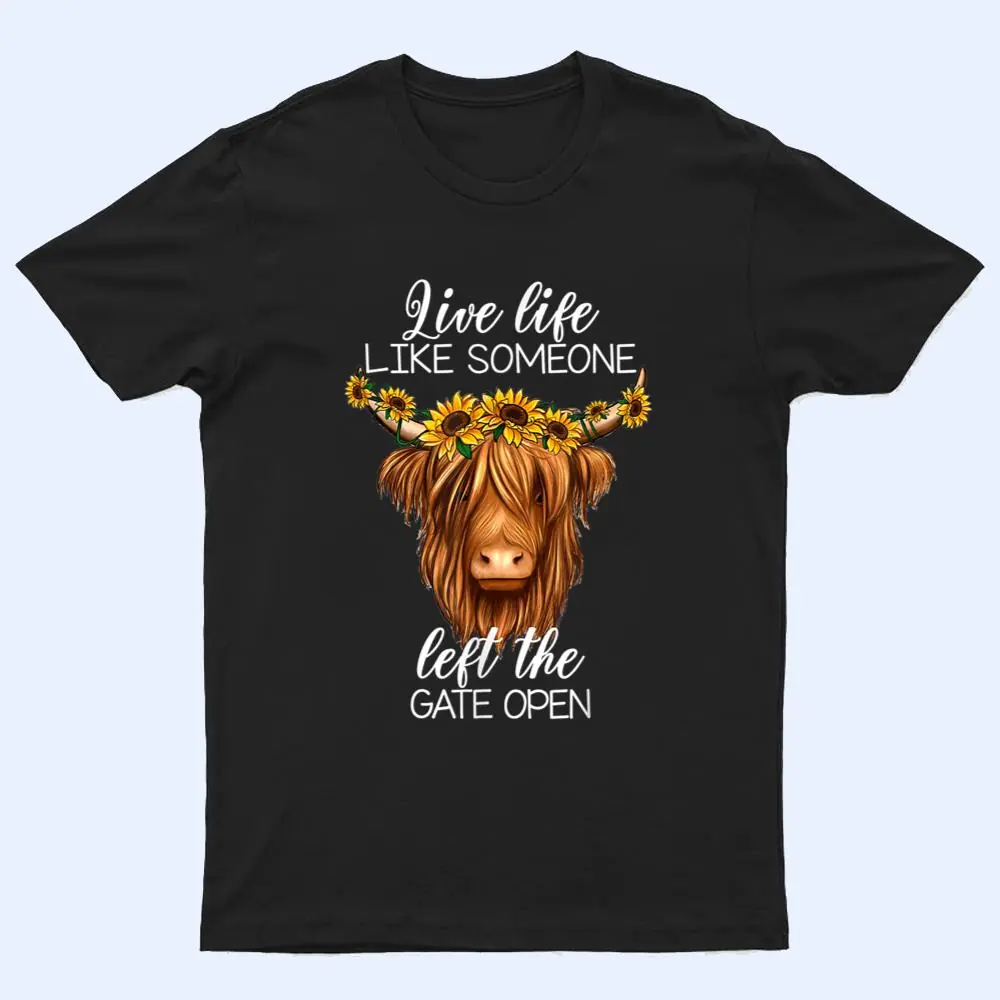Country Heifer Highland Cow With Sunflowers Farm Farmer Girl T Shirt Country Heifer Highland Cow With Sunflowers Farm Farmer Girl T Shirt