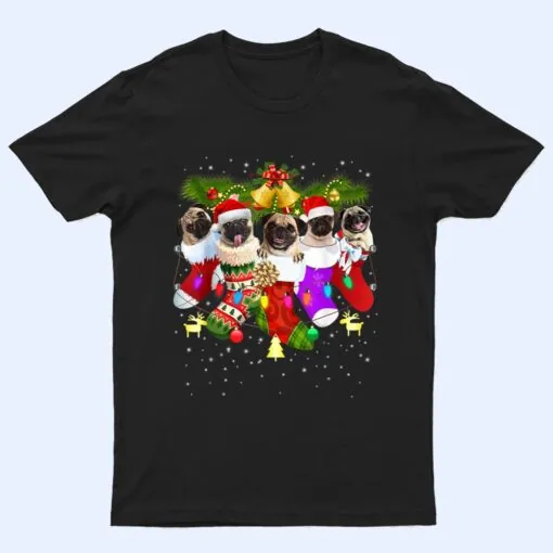 Santa Pugs in Christmas Socks Funny Xmas Dog Lover Pug Mom T Shirt