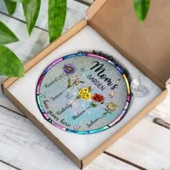 Personalized Grandma's Garden Gift For Grandma, Grandma Gift, Mother's Day Gift For Grandma, Nana Birth Month Flower Stain Glass Suncatcher