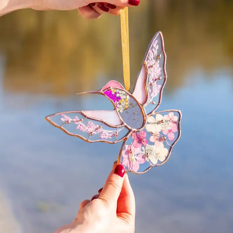 55486406-r-il-e307fe-6482769284-il_794xN.6482769284_oezg Hummingbird Stained Glass Window Hangings Mothers Day Gift Pressed Flower Art Custom Stained Glass Hummingbird Suncatcher Gifts For Mom